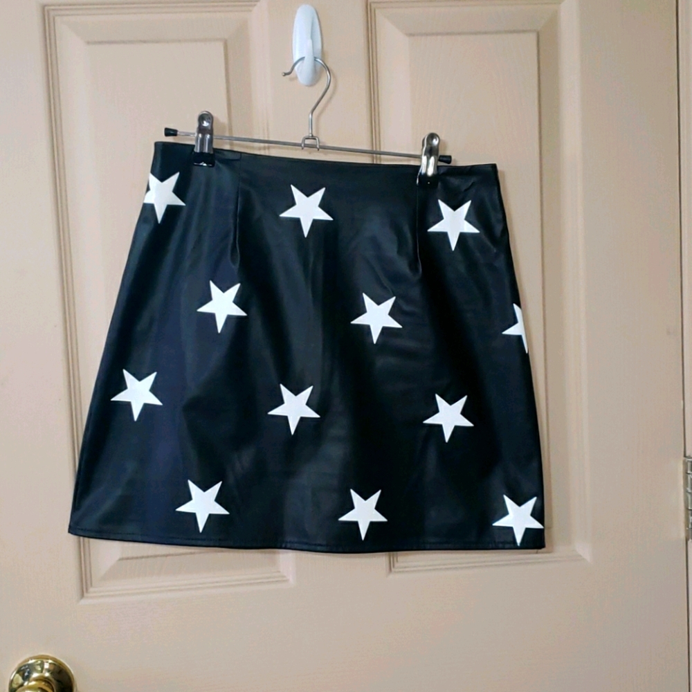 5 items for $20! Leather star skirt!